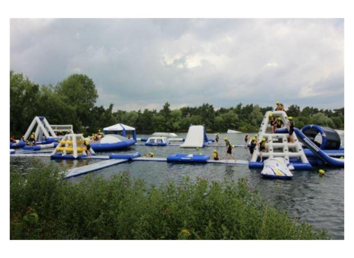 Tattershall Luxury Hot Tub Caravan Exterior photo